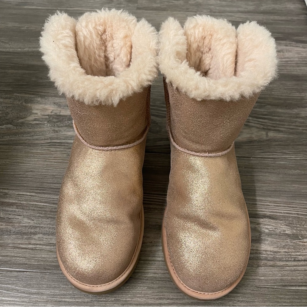 UGG Sparkly Pink Women Boots - Size 7